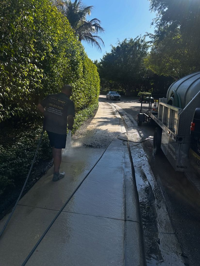 Community sidewalk service